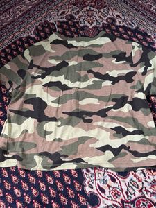 H&amp;M Camouflage Print T-Shirt