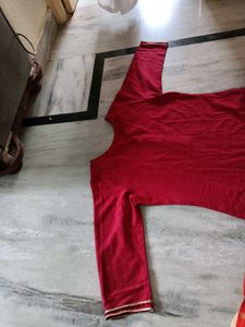Maroon Cotton Kurta (thread pullings are there)