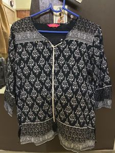Women's Black & White Printed Kurta