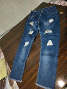 ripped denim jeans for women