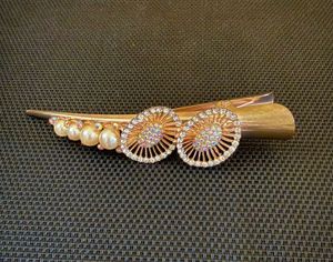 Elegant Pearl & Rhinestone Hair Claw Clip