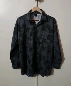Men's Dark Leaf Print Button-Up Shirt