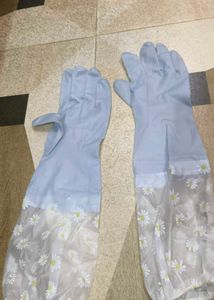 Blue Gingham Apron &amp; Gloves Set