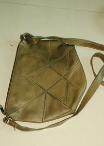 Stylish Quilted Crossbody Bag
