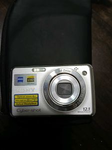 Sony Cyber-shot Digital Camera