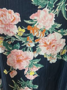 Chic Floral Print Long Sleeve Top