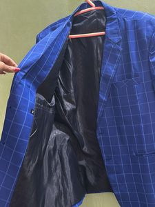 Men's Blue Checked Blazer