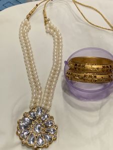 Elegant Pearl Necklace &amp; Bangles Set