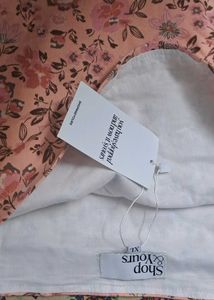 PEACH FLORAL STRAPLESS TOP