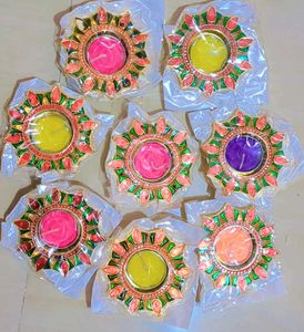 Festive Tealight Candle Holders (Set of 18)