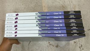 FLASH SALE❗️Class 10 BYJU’S Maths and Science