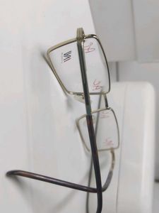 Classic Gold Frame Eyeglasses