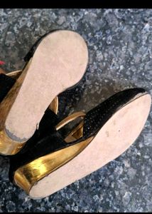Sparkly Black &amp; Gold Ballerinas