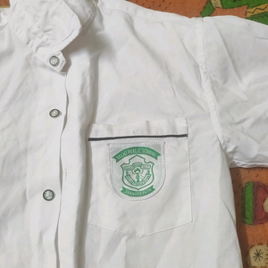 2 school shirt for unisex kids half price absolutely new