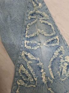 Distressed Wide Leg Jeans