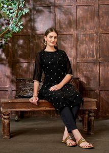 Elegant Black Embroidered Kurta
