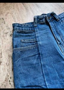 Stylish High-Waisted Wide-Leg Jeans
