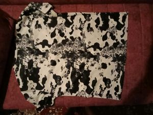 Medium Sized | Black &amp; White Patches T-shirt