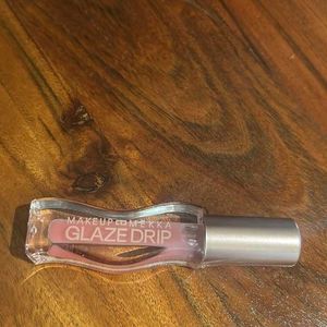 💥3 Classy Lipgloss.  ONLY 1 IN FLASH SALE💥
