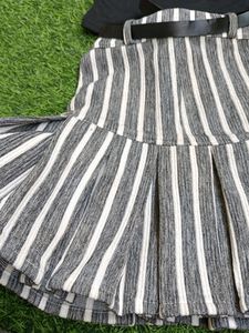 Awesome Quality Top Skirt Set For Kids 4 Years Old