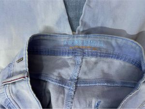 Light Wash Skinny Blue Jeans