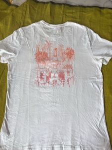Classic White GAP Logo T-Shirt