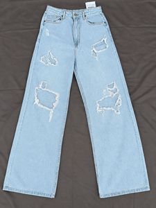Light Wash Ripped Wide Leg Jeans