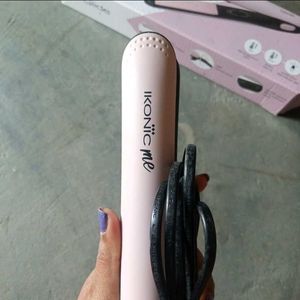 Ikonic Me Hair Straightener