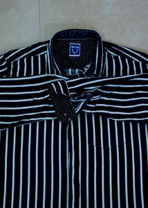 Allen Solly Black And White Striped Shirts