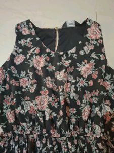 Floral Print Sleeveless Dress