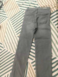 Grey Jeans | Waist 28