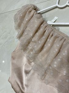 HM One-Shoulder Top
