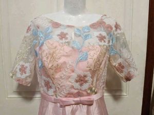 Beautiful Pink Floral Lace Dress