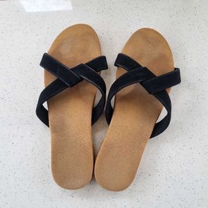Black Cross Strap  flats