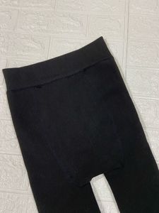 Black fleece leggings