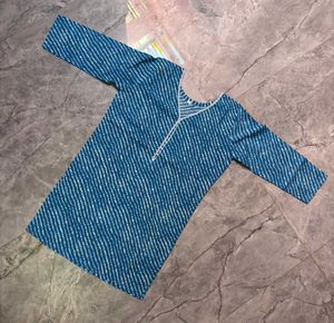 Blue/Green Striped Kurta with White Lace Detail
