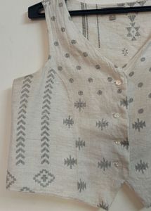 Stylish Ethnic Print Sleeveless Vest