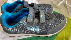 Campus Blue Patterned Hook-and-Loop Shoes