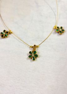 Delicate Flower Necklace &amp; Earring Set combo