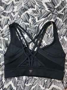 Stylish Black Sports Bra 🥀💀