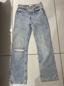 H&M Light Wash Distressed Denim Jeans