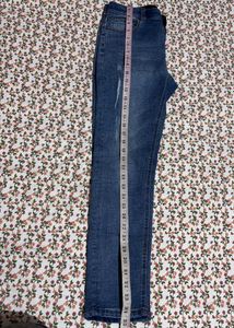Stylish Ripped Blue Skinny Jeans