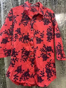 Vibrant Floral Print Button-Up Tunic