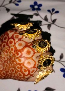 Set of 5 Statement Rings
