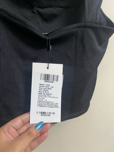 Black Sweetheart Neck Cropped Top