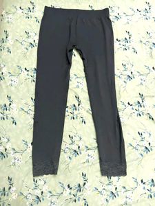 Comfy Lace Trim Leggings