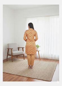 Floral Print Collared Kurta