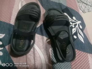 new Black Sandals 4yrs size 10