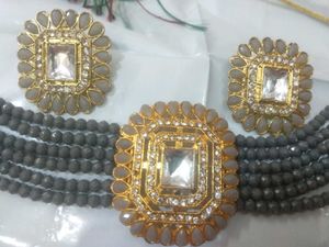 Elegant Grey Bead Choker Necklace Set