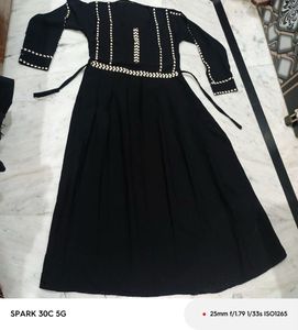 Elegant Black ethnic gown (burqa)
